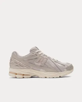 1906r Moonrock / Linen Low Top Sneakers