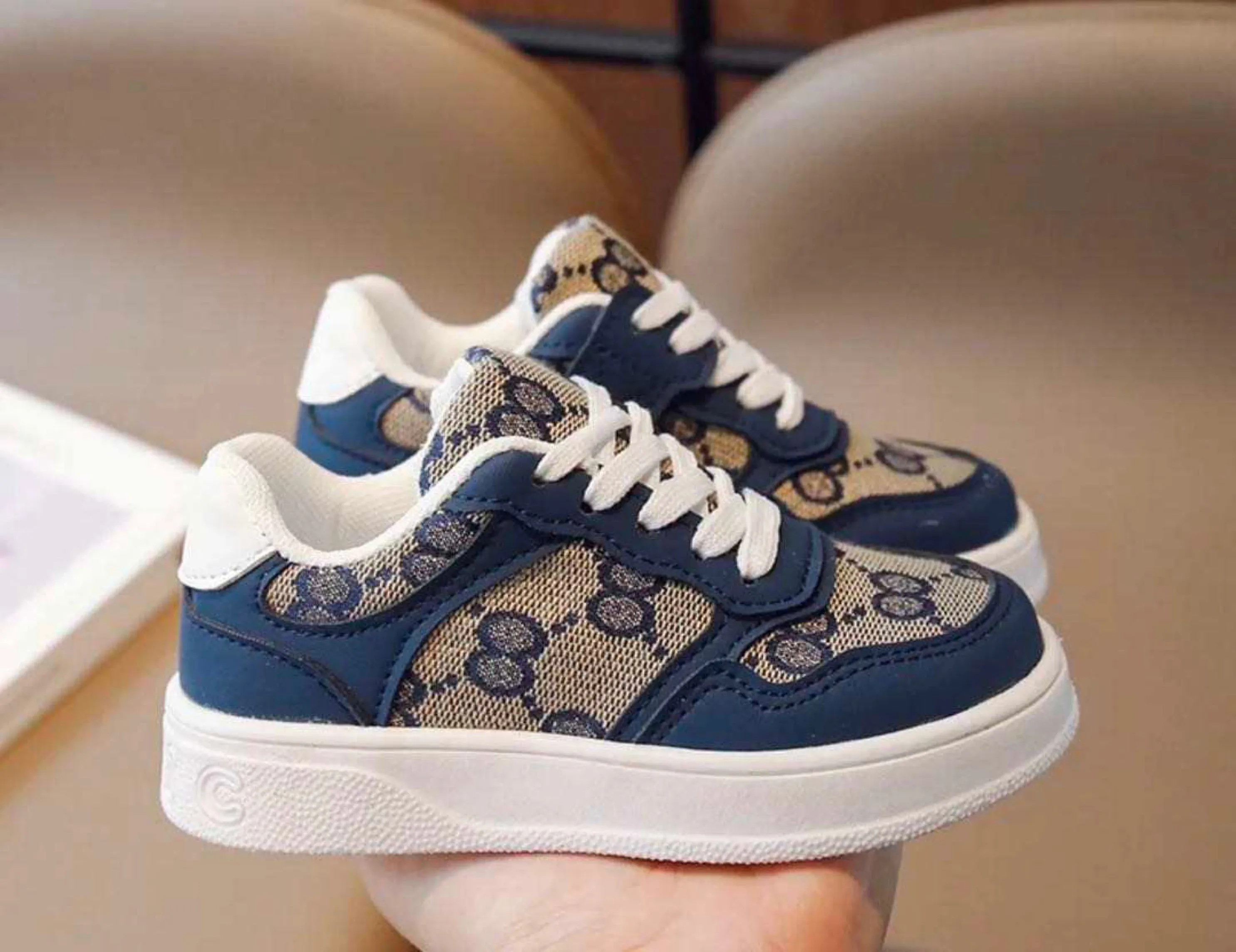 Blake Sneaker