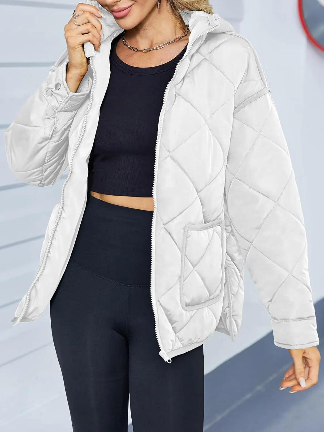 Dyexces Womens Quilted Puffer Jacket Hooded Long Sleeve Zip Up Winter Coat Lightweight Warm Jackets with Pockets