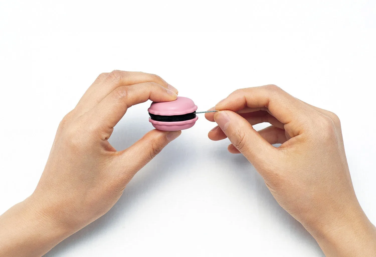Sweet 'n Sharp Macaron Raspberry